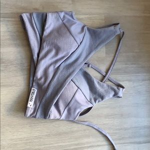 Gymshark texture sports bra in XS!